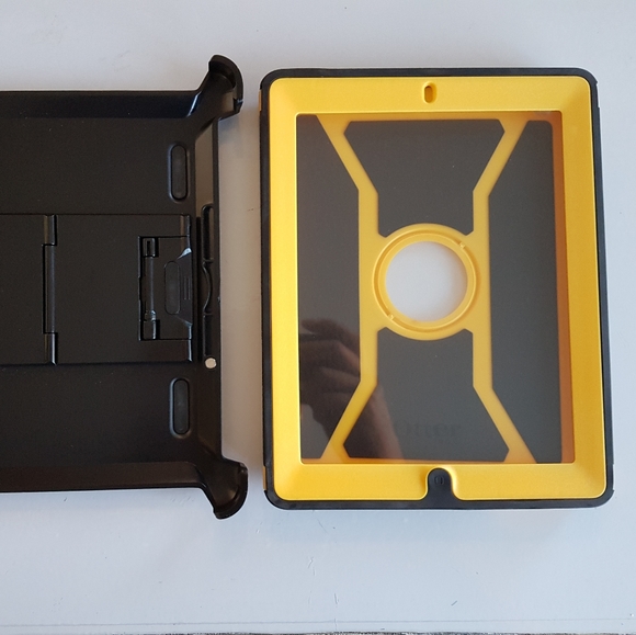 IPAD 2/3/4 DEFENDER CASE - Picture 2 of 2